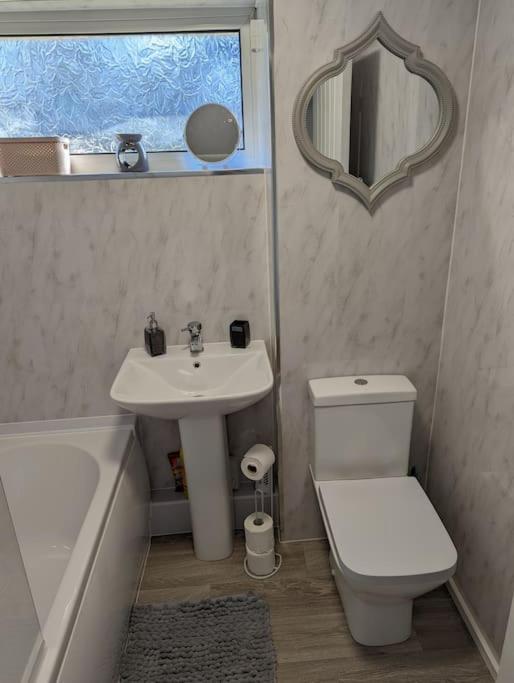 The Kilsyth,Detached Bungalow Warrington Esterno foto